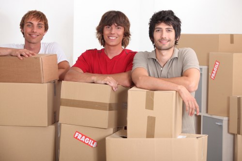 Local moving support for small business and residential customers in Willesden