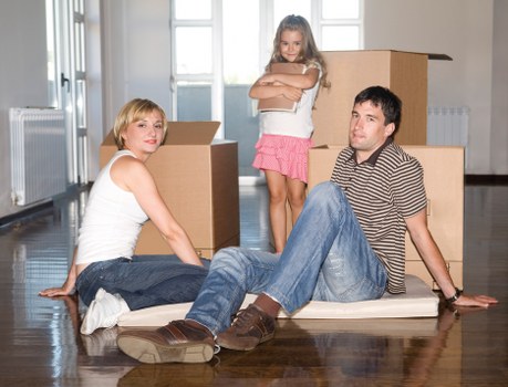 A moving truck suitable for flats, homes, and businesses in Willesden